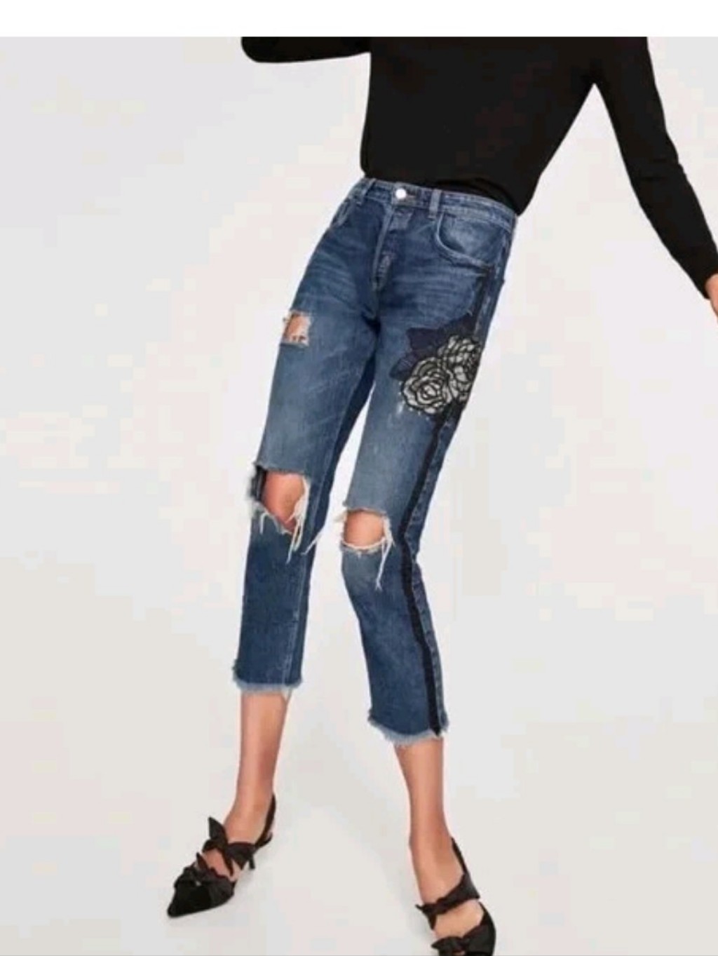 Zara Trafaluc Size 2 Jeans W/Floral Patch Embellished High Rise Crop Bs-3130